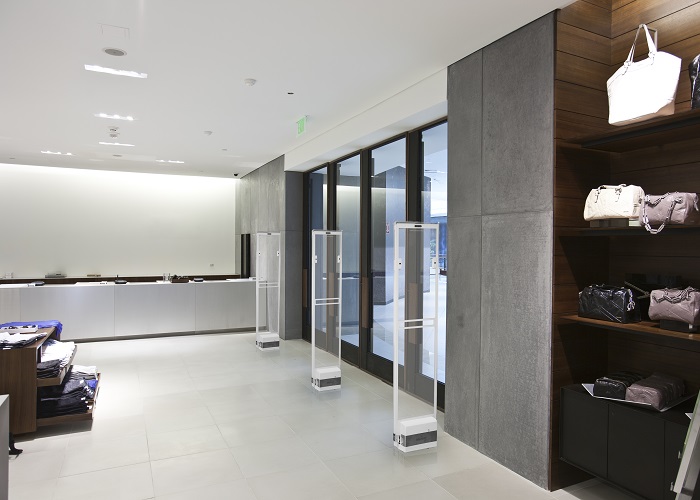 Cong-nghe-cong-tu-chong-trom-dien-tu-giup-tang-cuong-ban-hang-va-bao-ve-loi-nhuan